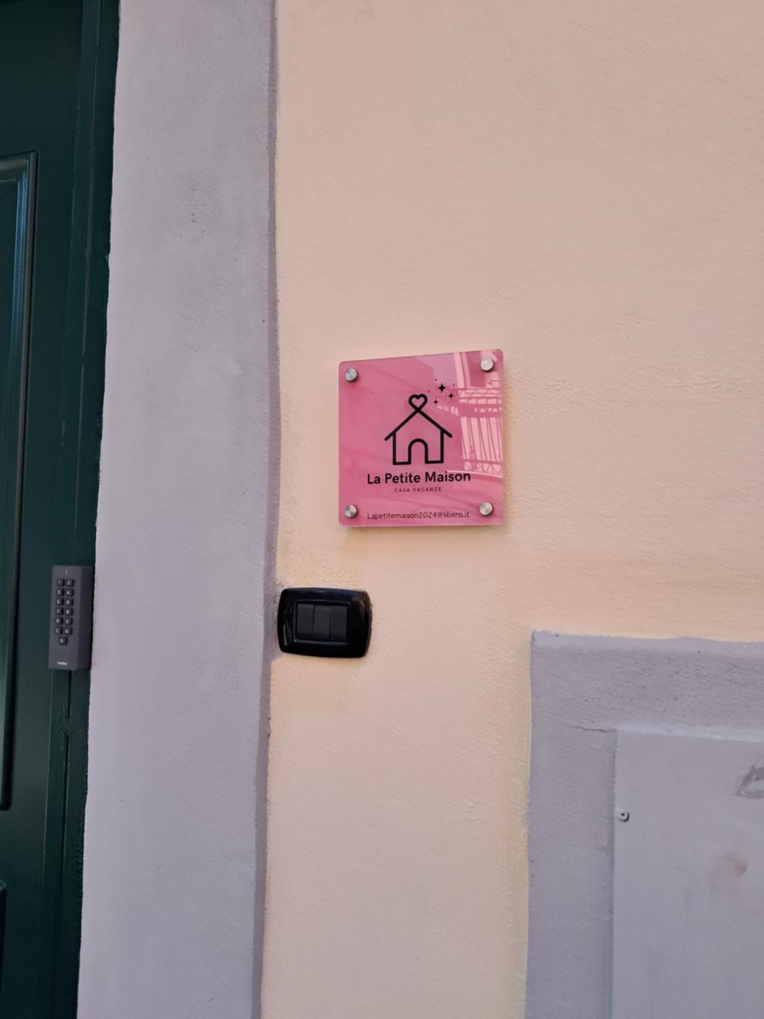 La Petite Maison Neapel Exterior foto